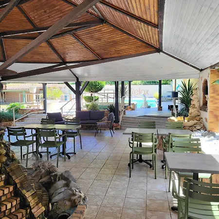 Le Relax Hotel 2*