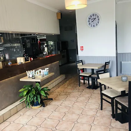 Le Relax 2* Boulazac