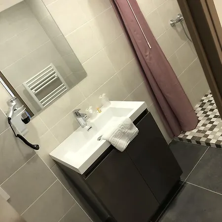 Hotell Le Relax Boulazac Isle Manoire