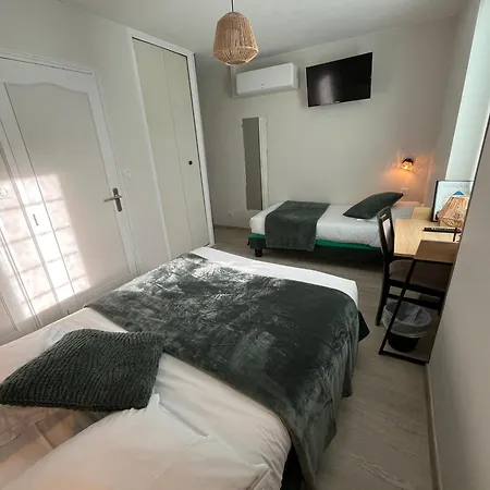 Le Relax 2* Boulazac Isle Manoire