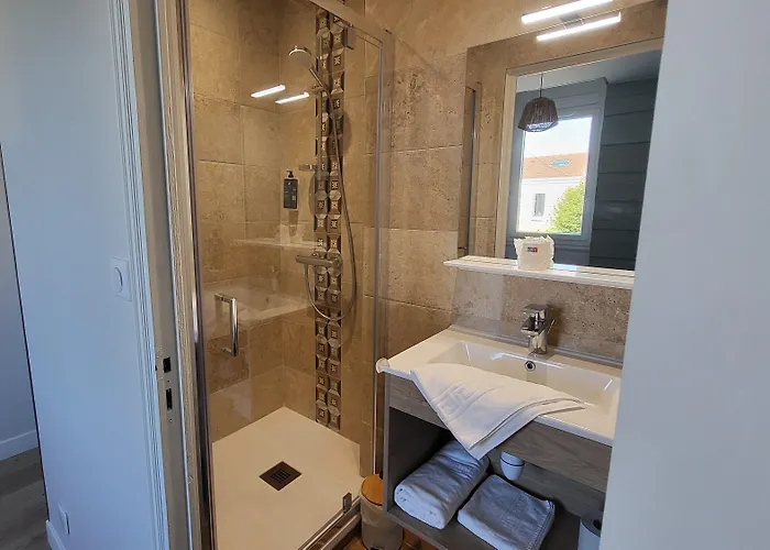 Le Relax 2* Boulazac Isle Manoire